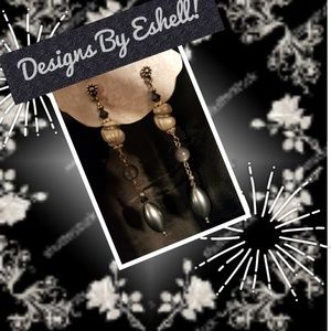 Earring By Eshell Silver & Grey Pearls